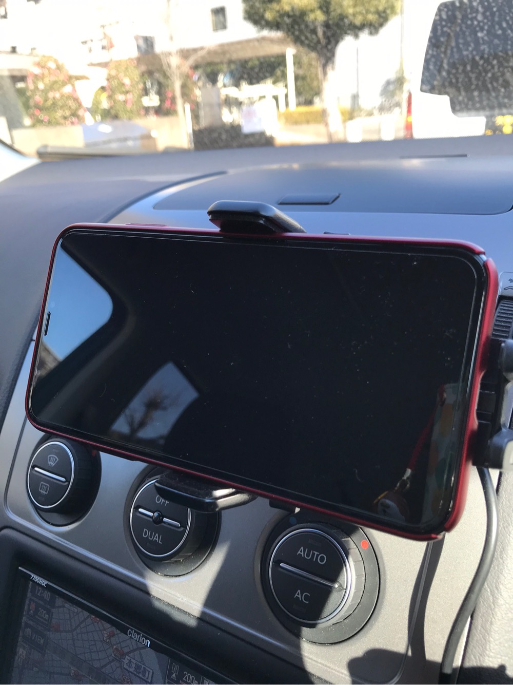 とっても使う人に優しい設計に感動 Iottie Easy One Touch Qi でiphoneをワイヤレス車内充電しながらドライブを快適に Tetumemo
